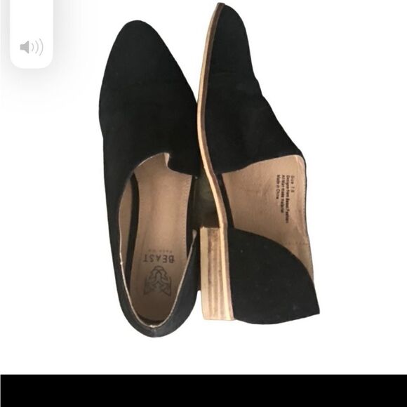 Beast Fashion Slip -On Black Flats. Size 7.5. - Picture 3 of 9